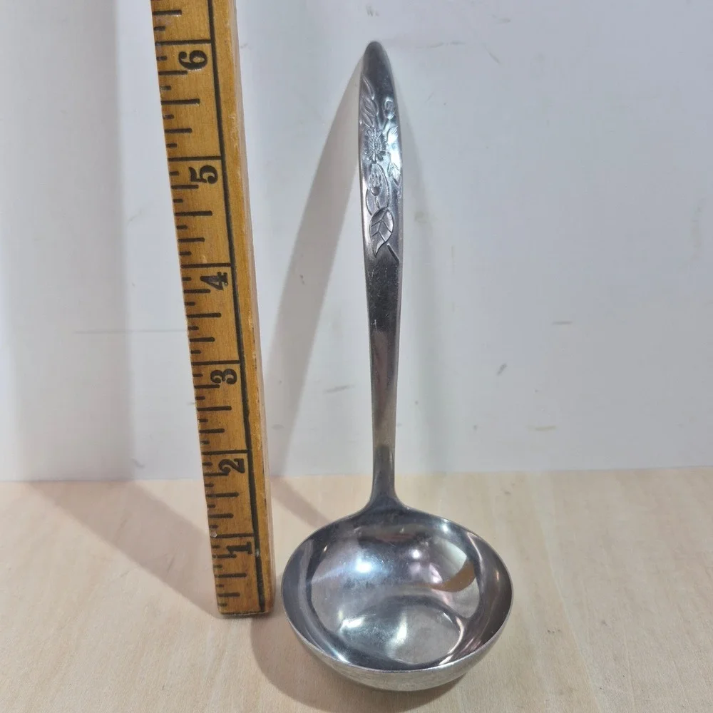 Vintage Floral Blossom Stainless Steel Gravy Ladle Japan Mid Century Modern 6.25